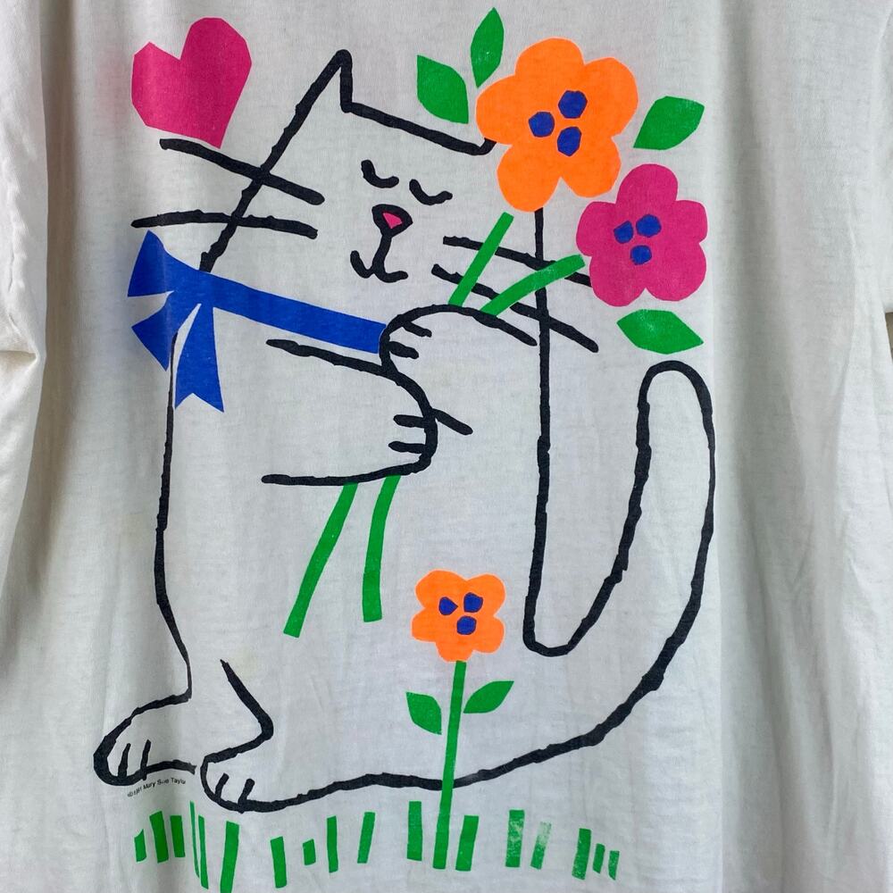 Vintage 1991 Graphic T-Shirt One Size Cat With Flowers - Picture 2 of 8